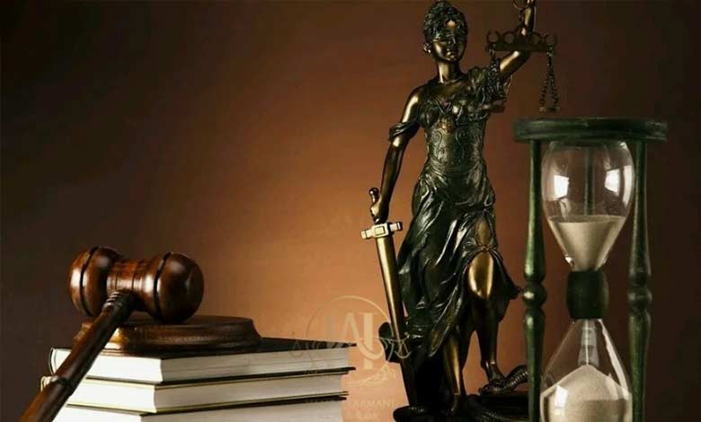وکیل پایه یک دادگستری